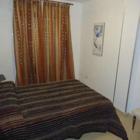 Appartement Pº Maritimo 13-4/6 Pax. Lek *